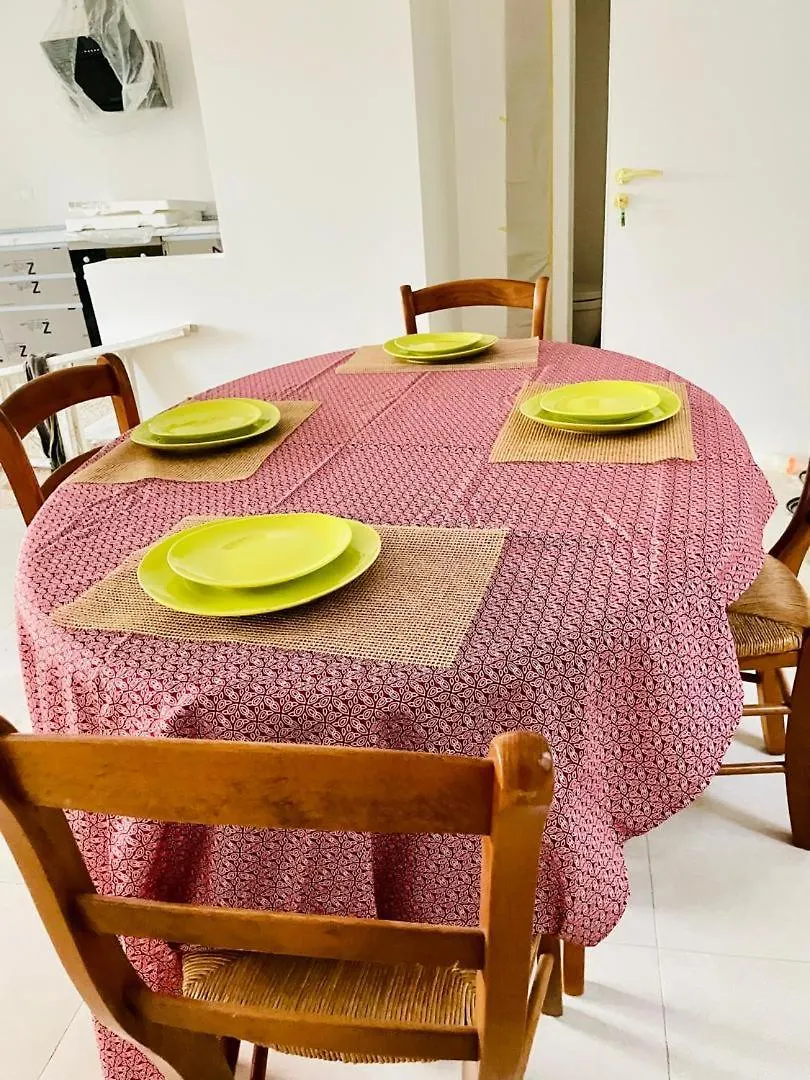 Cozy 2 Bedroom Apartment, Almadies Dakar